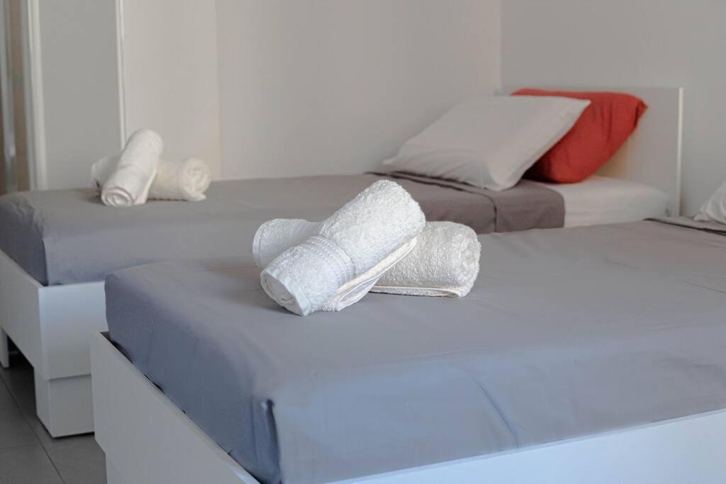 Saint Julian's Seafront Two Bedroom Apartment מראה חיצוני תמונה